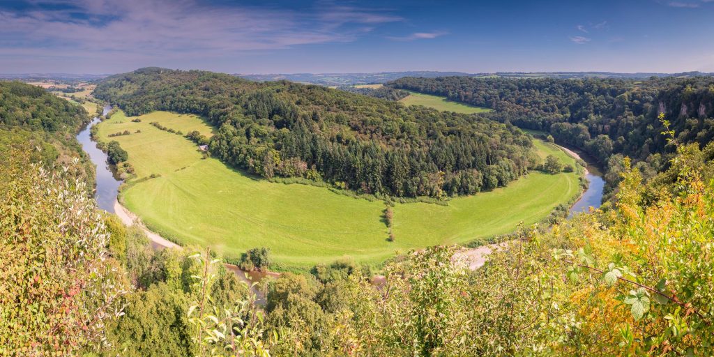 The River Wye sweeps through the wooded landscape below Symonds Yat – view 2